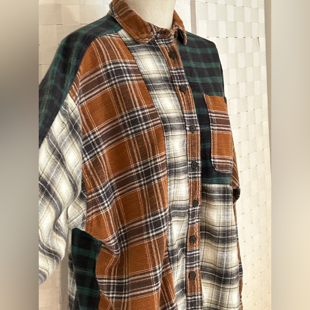 Bdg Patchwork Plaid Button Down Shirt Xs Brown Gr… - image 3